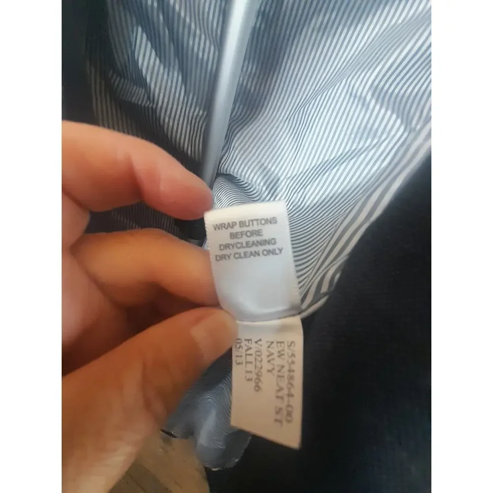 Banana Republic navy blue two-button blazer/jacket size 42R